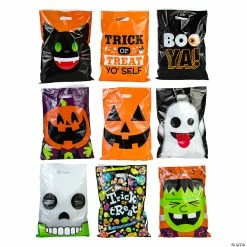 Best Pirce ⭐ 12 1/2" x 17" Bulk Medium 💀 Halloween Trick-or-Treat Plastic Goody Bag Assortment - 250 Pc. 👏