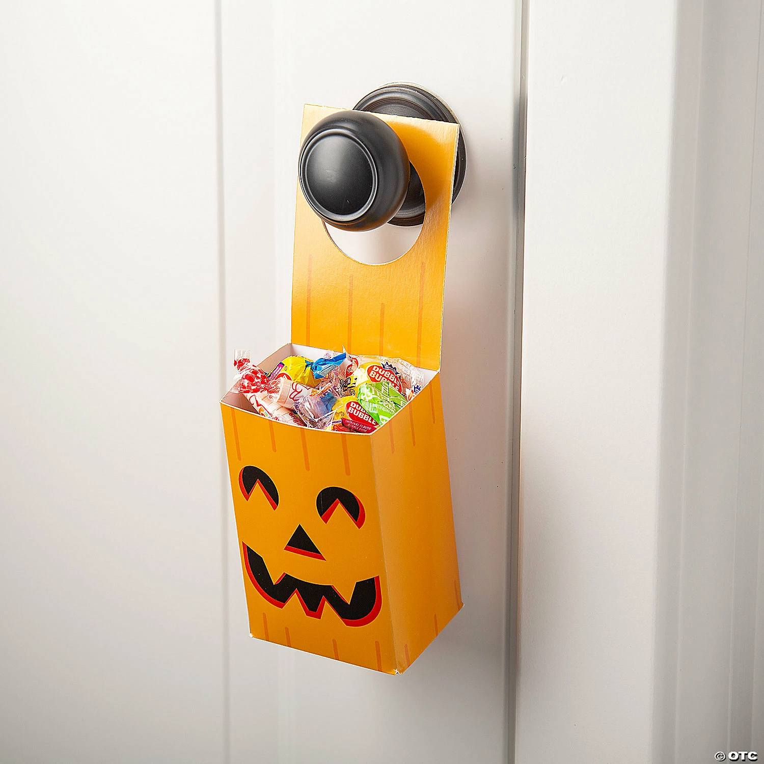 Best Sale ❤️ Halloween Door Hanger Treat Holders - 12 Pc. ⌛ - Image 2